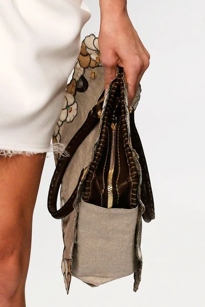 Look 3